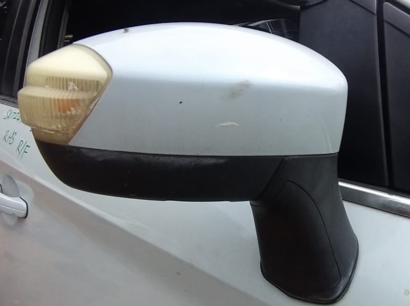 FORD KUGA DOOR MIRROR 2012 - Private Seller