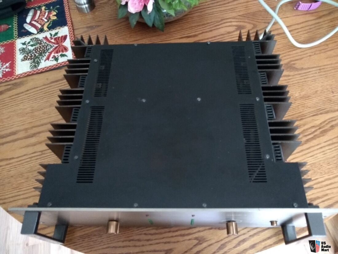 FOSTEX A-600 STEREO POWER AMPLIFIER