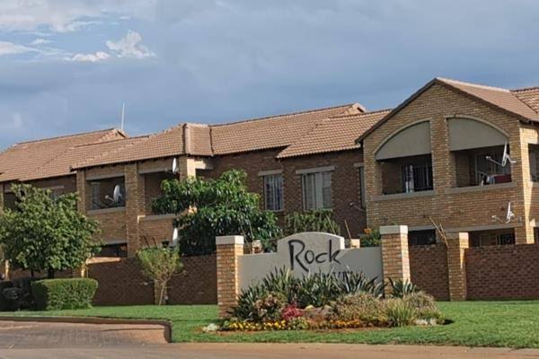 1room Available in 2bedrms apart PTA EAST mooikloof ridge estate | Junk ...