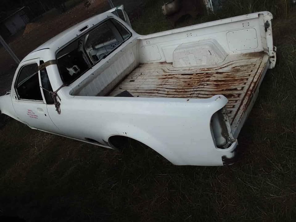 Ford bantam Rocam body with papers up to date Call/whatsapp   Carl @Circle 7 used parts - Private Seller