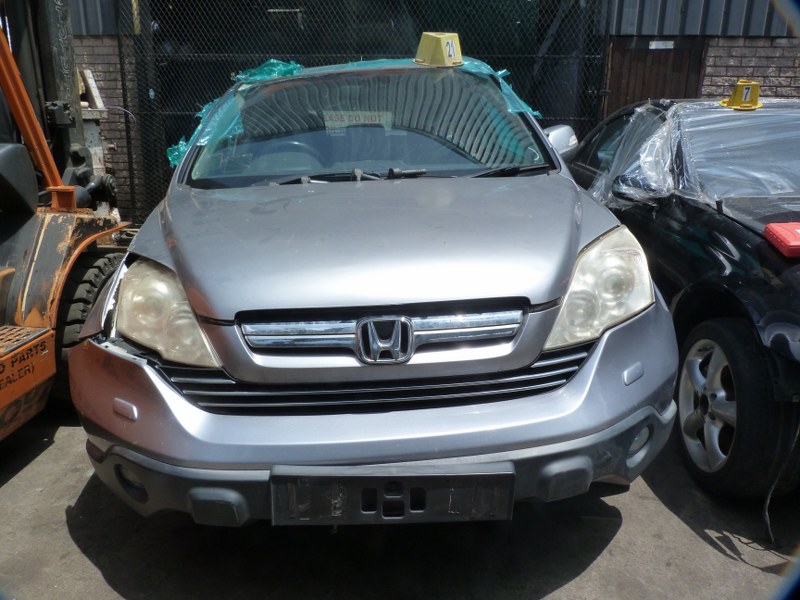 Honda CR-V 2.0 Manual Silver - 2007 STRIPPING FOR SPARES - Private Seller Honda CR-V 2.0 Manual Silver - 2007 STRIPPING FOR SPARES - Private Seller