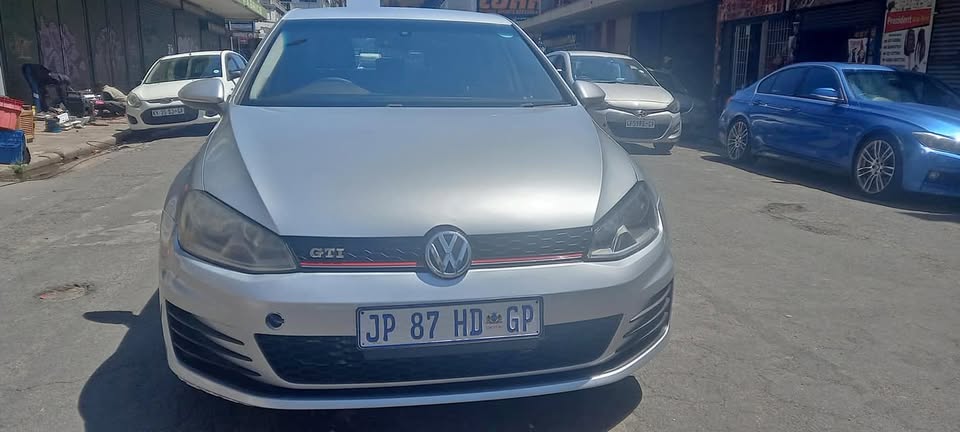 2013 VW GOLF VII TSI 1.4 PETROL, MANUAL TRANSMISSION 6SPEED, MILEAGE 84000KM,SILVER