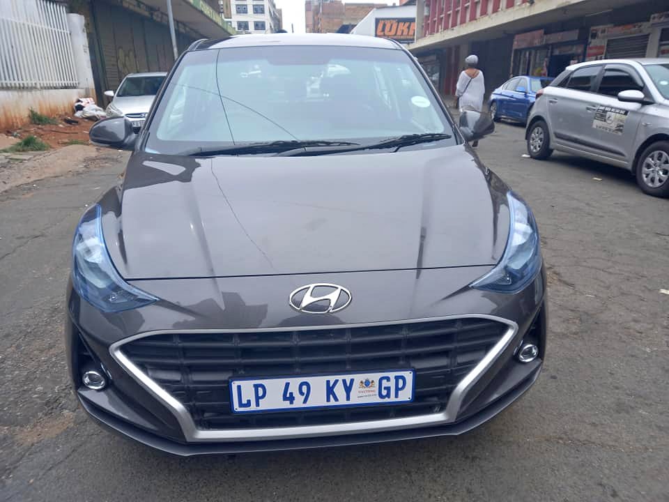 2022 HYUNDAI i10 GRAND 1.2 PETROL, MANUAL TRANSMISSION, GREY COLOR, MILEAGE 39000KM
