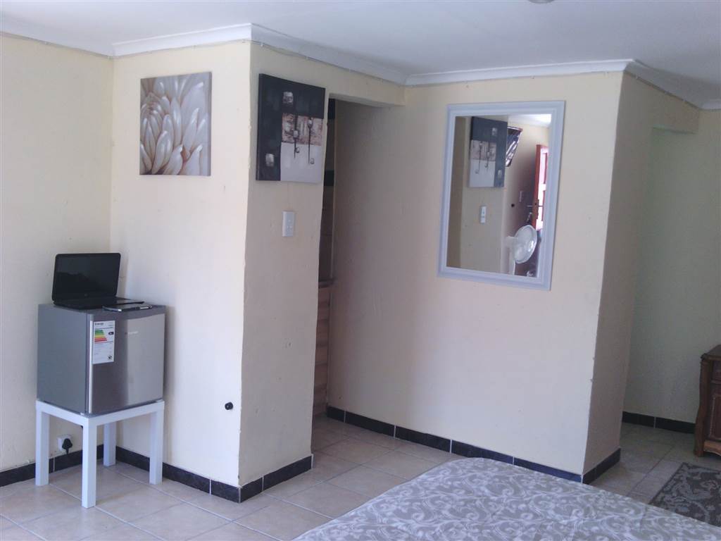 Melville Garden Cottage To Rent Ideal For Student Or Working Single