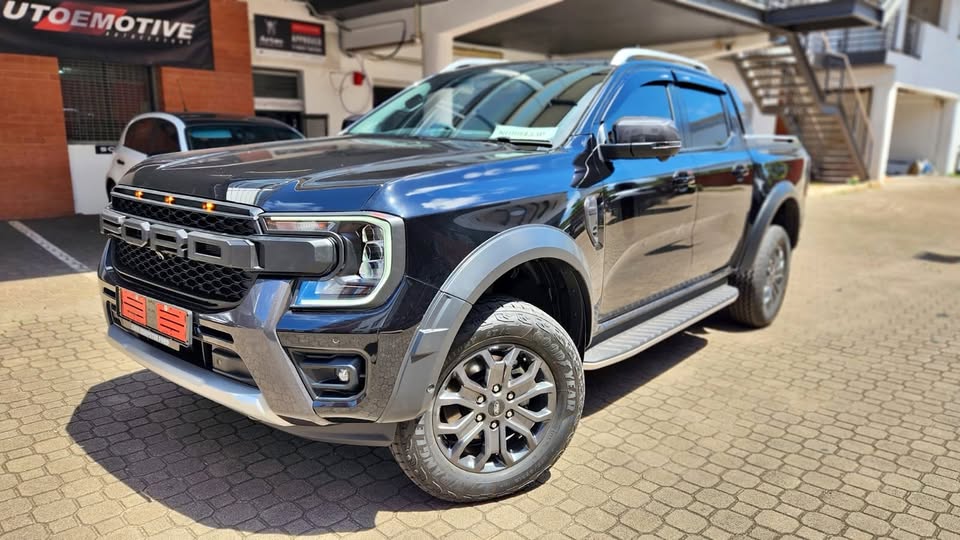 Ford Ranger wheel arches / Fender Flares - Private Seller Ford Ranger wheel arches / Fender Flares - Private Seller