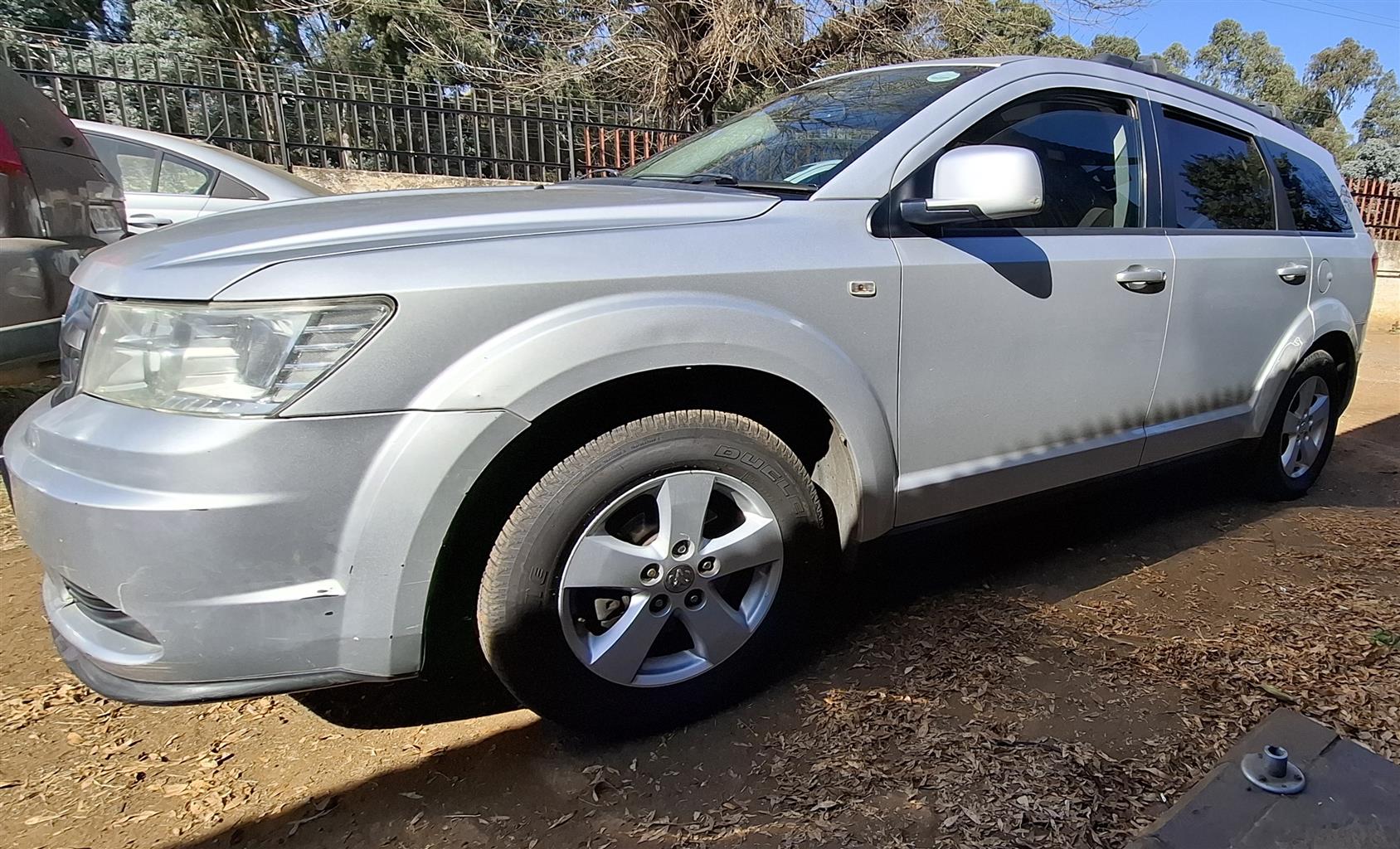 2010 dodge journey 2.7 v6 in good condition 7seateron the road tyere l