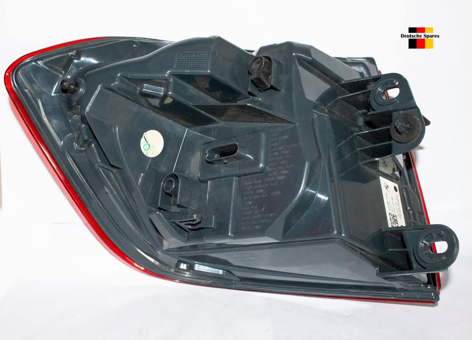 2016 2017 2018 BMW 3 SERIES F30 328i RIGHT TAIL LIGHT OEM H - Private Seller 2016 2017 2018 BMW 3 SERIES F30 328i RIGHT TAIL LIGHT OEM H - Private Seller