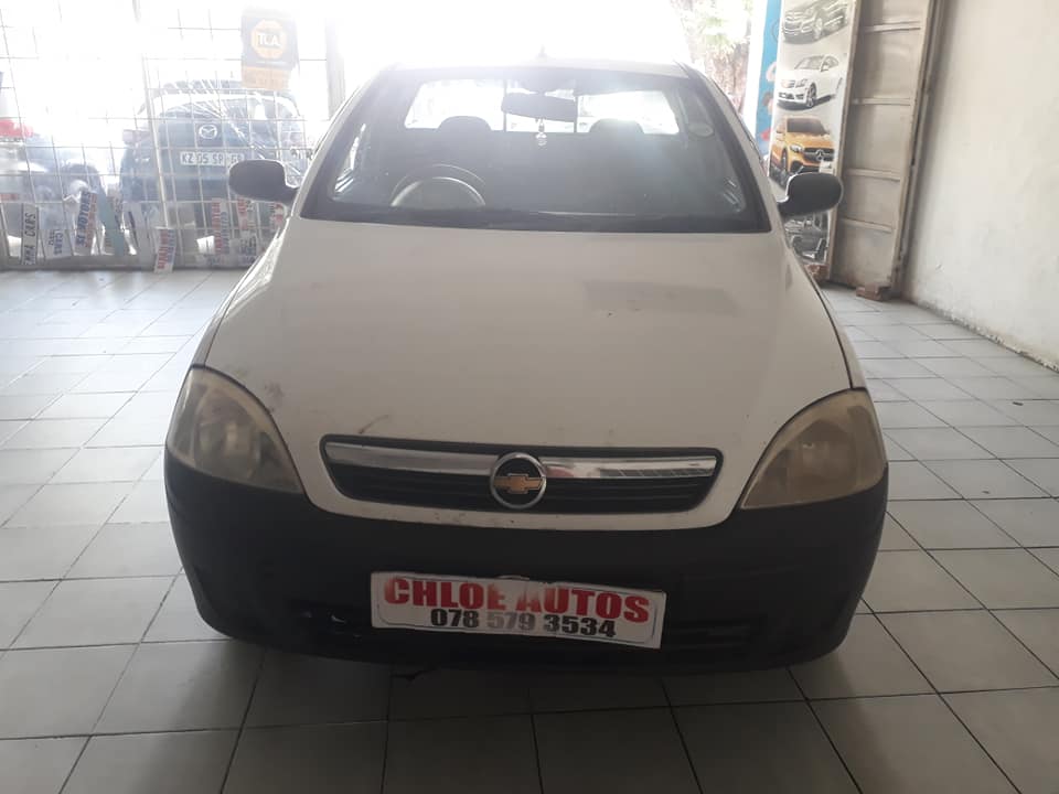 2011 CHEVROLET CORSA 1.4 MANUAL WHITE COLOR PETROL