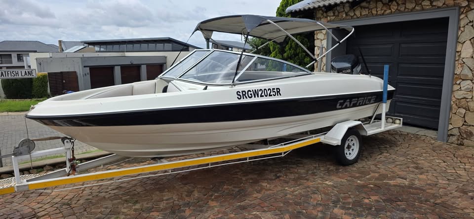 Caprice Boat with 150hp Yamaha - Private Seller
