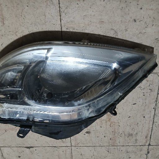 Nissan np200 headlight - Private Seller Nissan np200 headlight - Private Seller