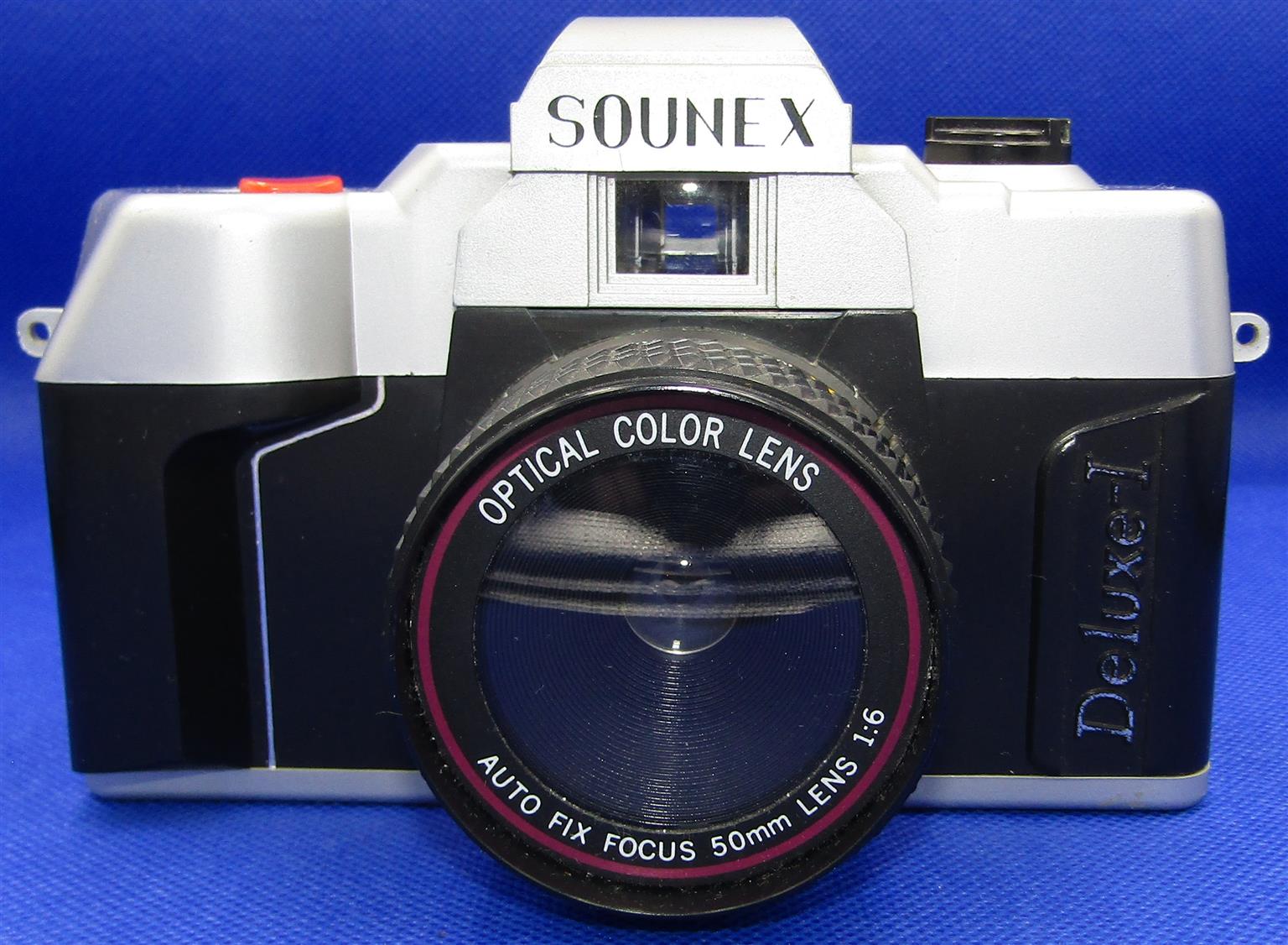 SOUNEX Deluxe-1 35mm Vintage Point-and-Shoot Camera