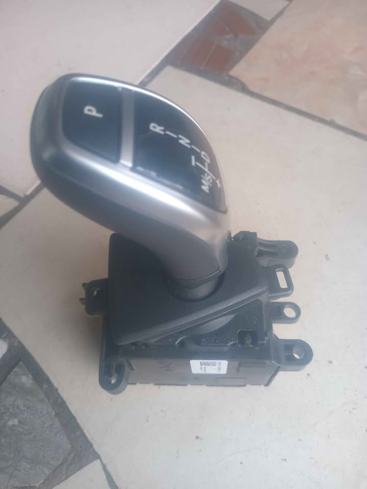 gearbox selector BMW 4 Coupe (F32, F82) 440 i - Private Seller gearbox selector BMW 4 Coupe (F32, F82) 440 i - Private Seller