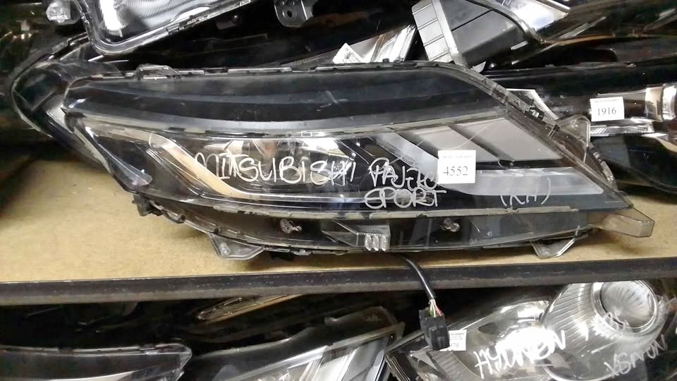 Mitsubishi pajero sport headlights - Private Seller Mitsubishi pajero sport headlights - Private Seller