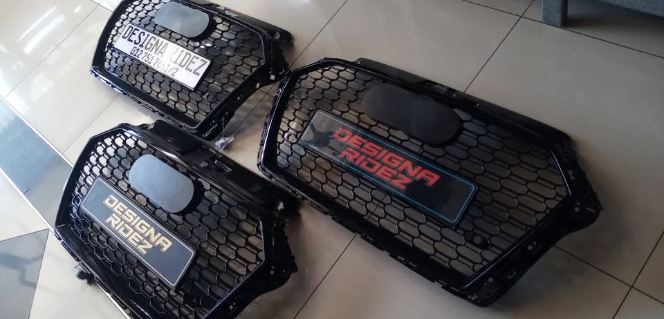 AUDI RS 3 STYLE GRILL FITS A3/S3 & RS3 - Private Seller AUDI RS 3 STYLE GRILL FITS A3/S3 & RS3 - Private Seller