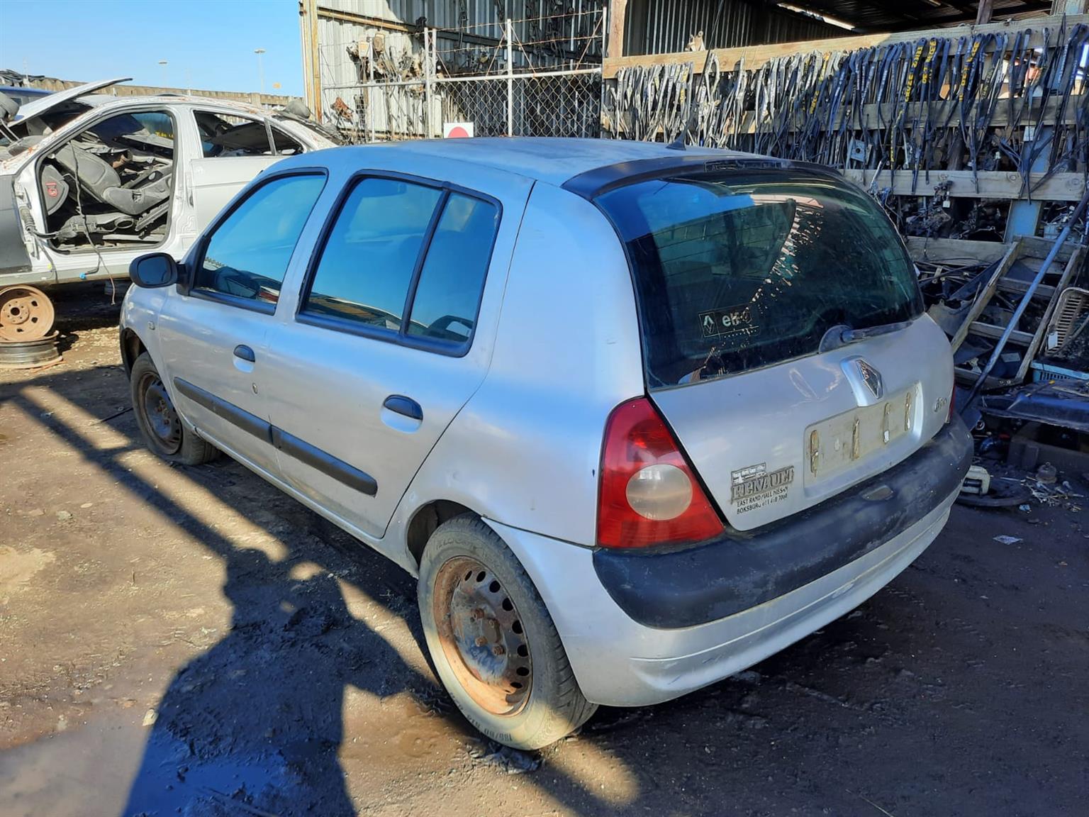 2005 Renault Clio 2 1.4 - Stripping for Spares