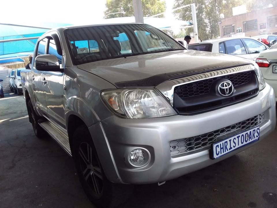 2009 Toyota Hilux vvti petrol manual 2009