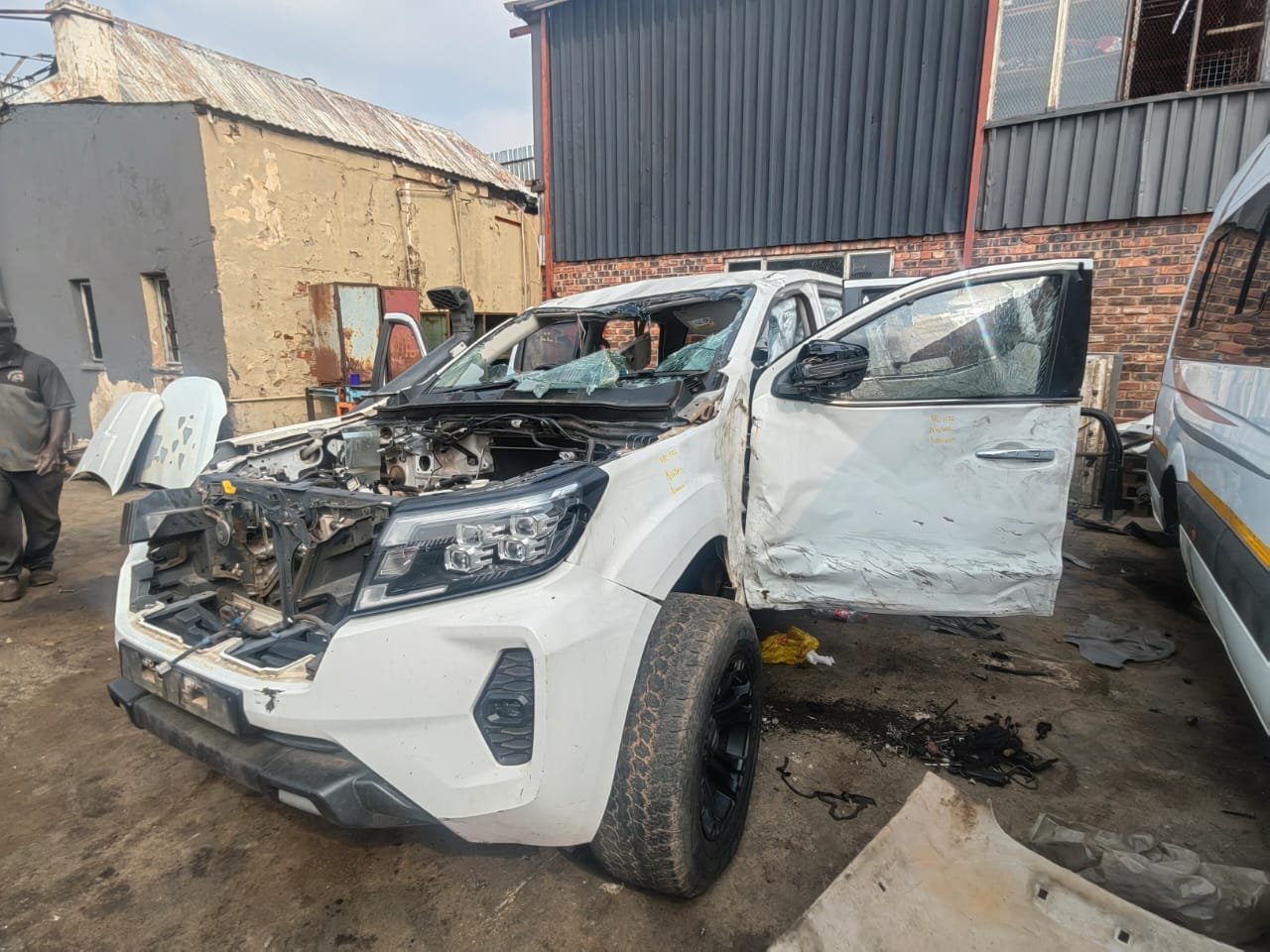 Stripping for Spares – Nissan Navara D23 2.5 2023 Diesel Automatic