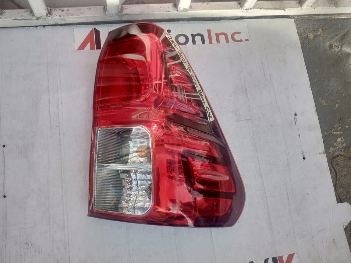 2016-2020 TOYOTA HILUX GD6 TAILLIGHT FOR SALE - Private Seller