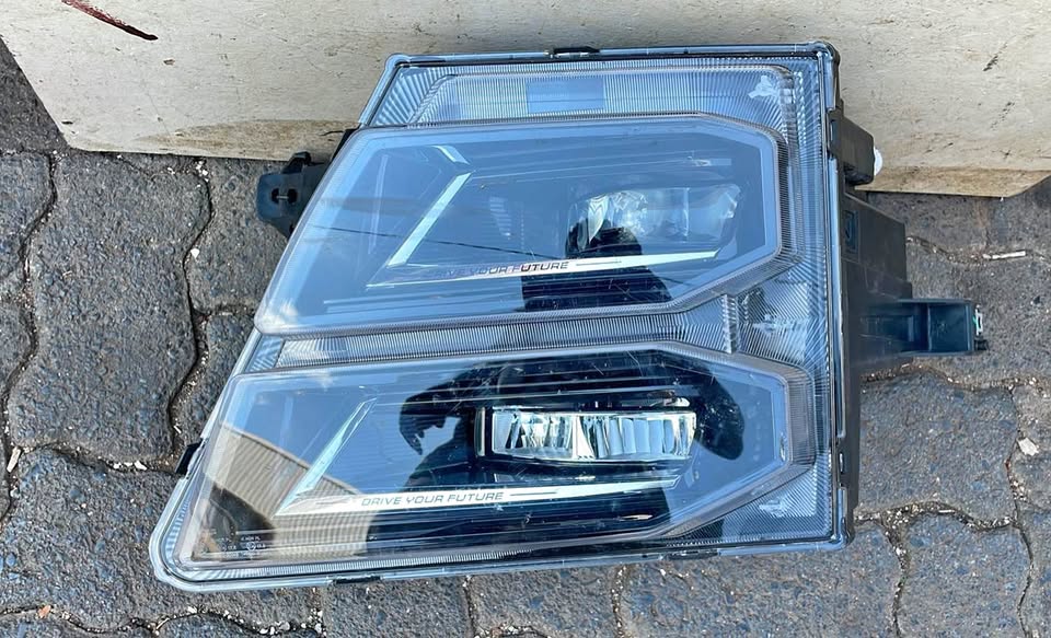 Chery Jetour Dasheng headlight - Private Seller Chery Jetour Dasheng headlight - Private Seller