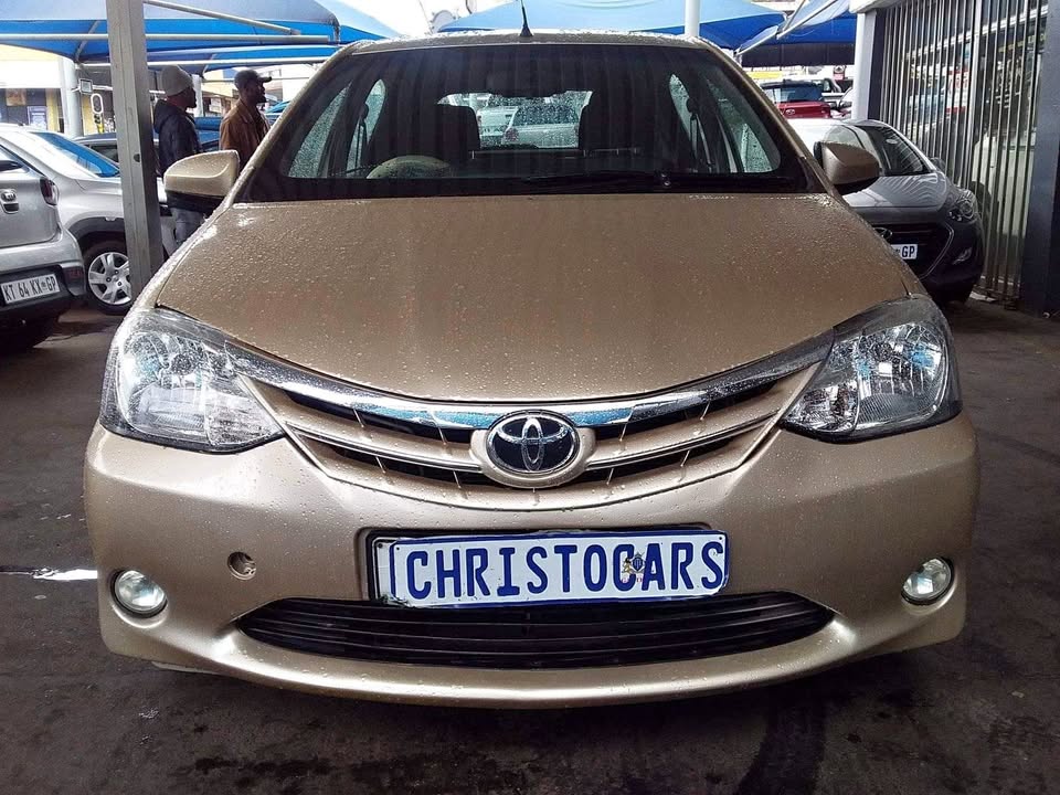 2013 Toyota Etios hatchback manual 2013