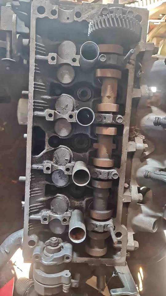 GEELY MR47 Cylinder head - Private Seller GEELY MR47 Cylinder head - Private Seller