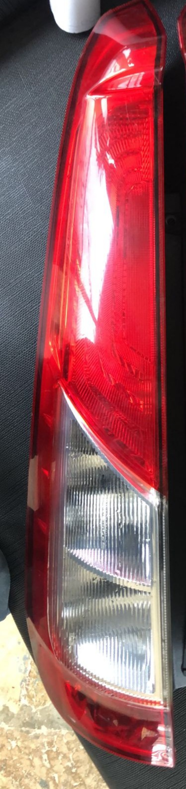 ford figo light