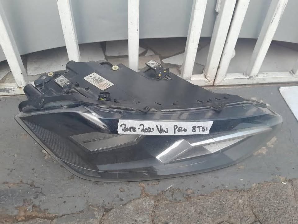 2018-2021 VW POLO 8 RIGHT SIDE HEADLIGHT FOR SALE