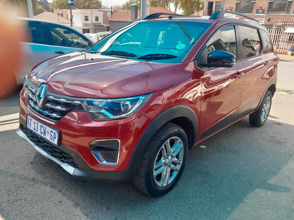 2022 RENAULT TRIBER 1.0 DYNAMIC AUTOMATIC