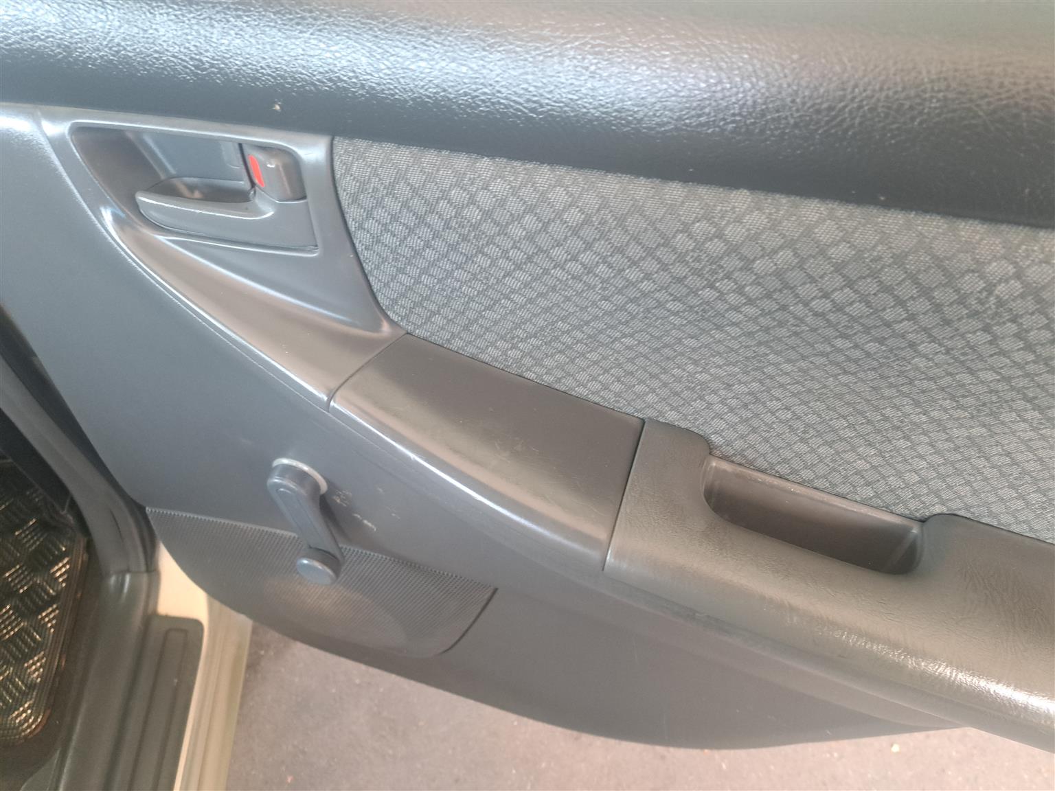 TOYOTA COROLLA 1.6 GLS