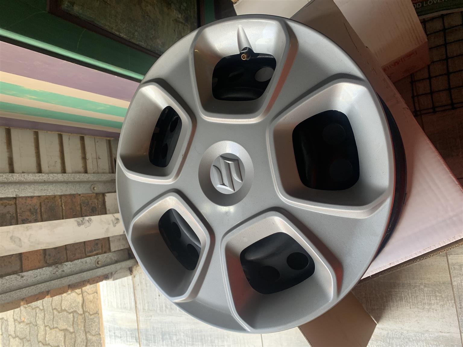 bargain!!!! Suzuki Spresso rims and wheel caps - Private Seller bargain!!!! Suzuki Spresso rims and wheel caps - Private Seller