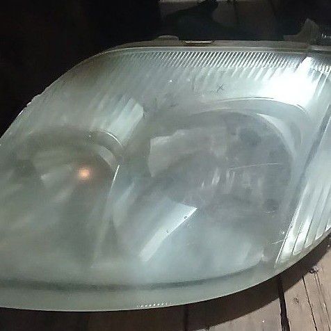 Ford Ranger, headlight - Private Seller Ford Ranger, headlight - Private Seller