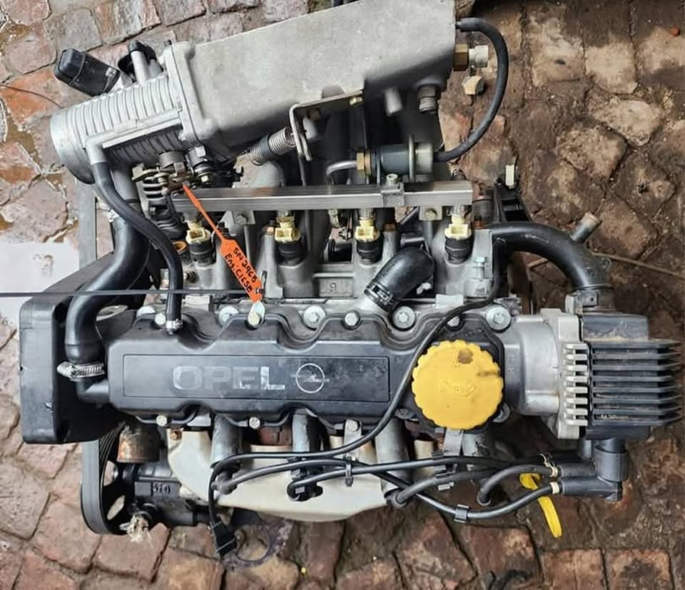 OPEL ASTRA 1.6 ENGINE (C16SE) COMPLETE RUNNING - Private Seller OPEL ASTRA 1.6 ENGINE (C16SE) COMPLETE RUNNING - Private Seller