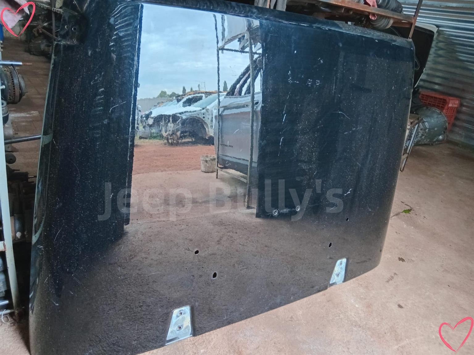 Bonnet From Stripped Jeep Wrangler For Sale 0100353425 - Private Seller Bonnet From Stripped Jeep Wrangler For Sale 0100353425 - Private Seller