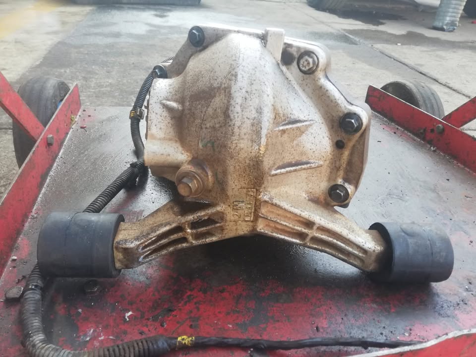 VOLVO XC70 TRANSFER CASE FOR SALE