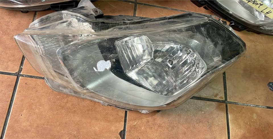 Datsun Go headlight - Private Seller Datsun Go headlight - Private Seller