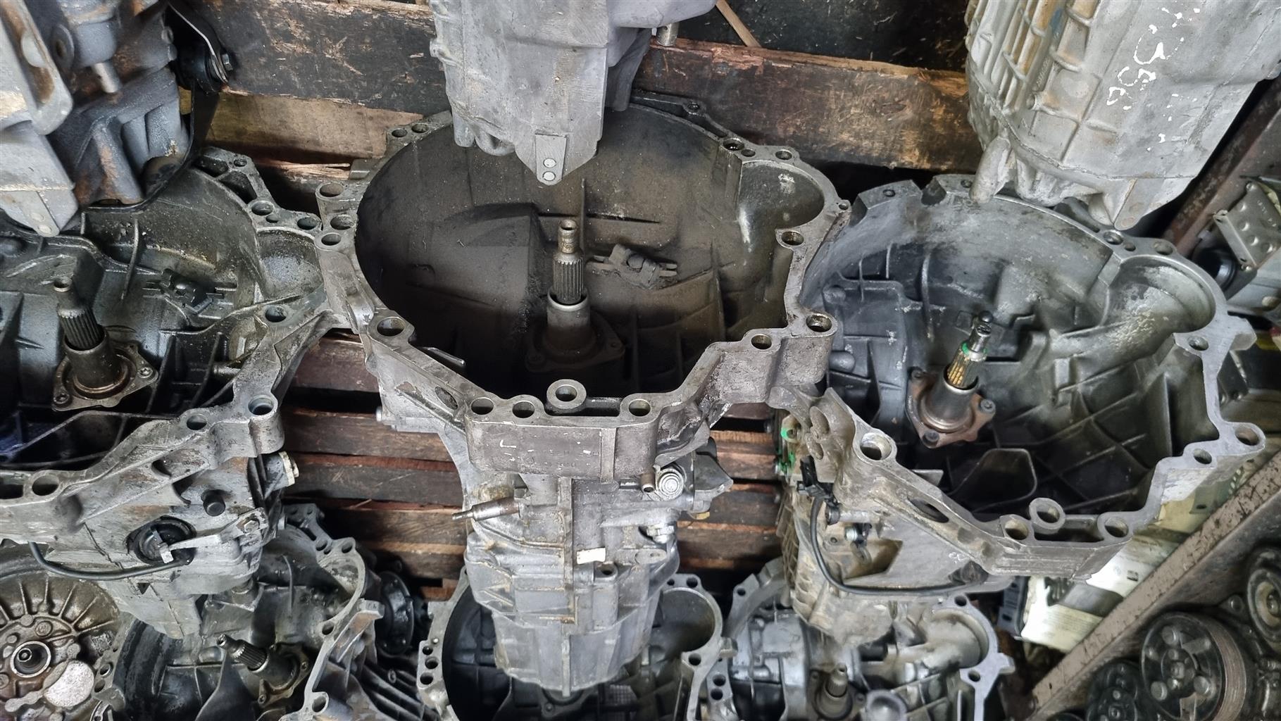 AUDI A4 B6 B7 MANUAL GEARBOX BGU - Private Seller AUDI A4 B6 B7 MANUAL GEARBOX BGU - Private Seller