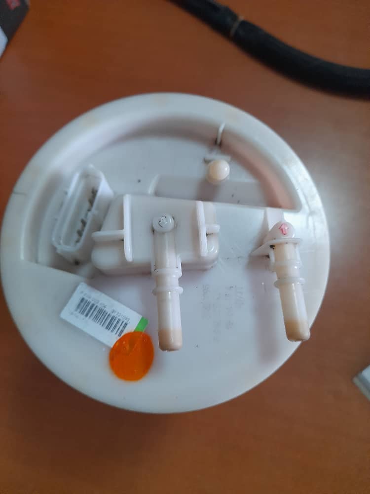 Volvo V40 2013-2019 Fuel Pump - Private Seller