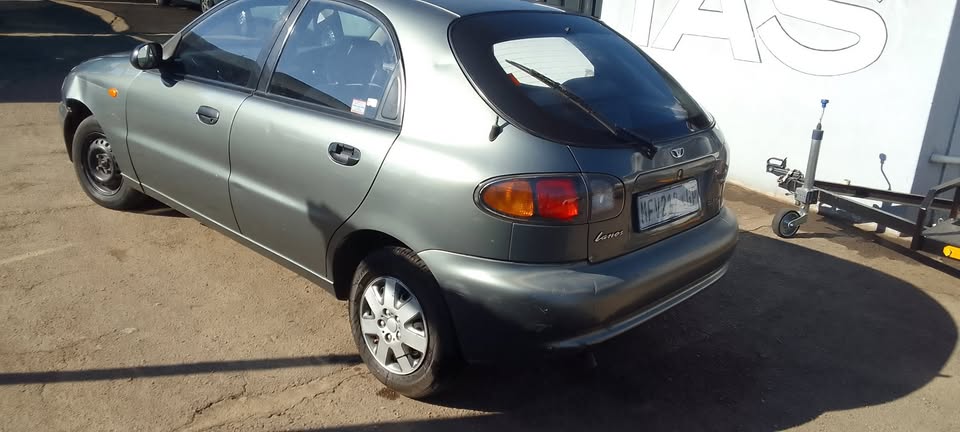 2001 Daewoo Lanos