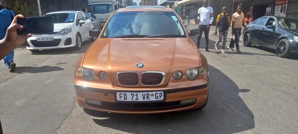 2002 BMW 318ti COUPE PETROL, MANUAL, ORANGE COLOUR, 16300KM 2002 BMW 318ti COUPE PETROL, MANUAL, ORANGE COLOUR, 16300KM