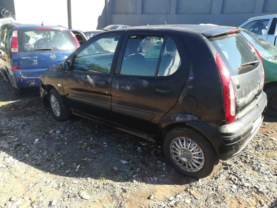 STRIPPING FOR SPARES - TATA INDICA - Private Seller STRIPPING FOR SPARES - TATA INDICA - Private Seller