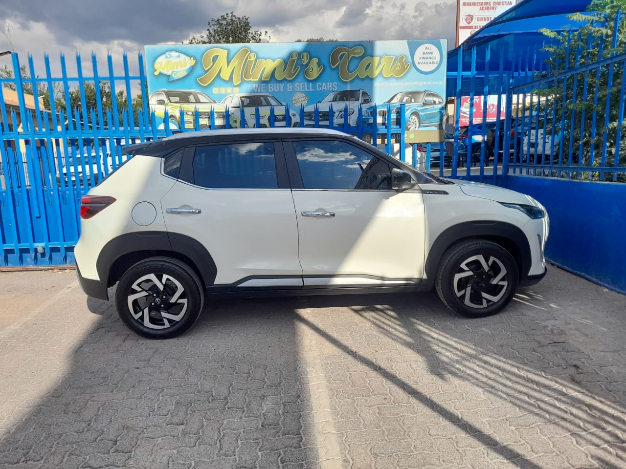 2023 NISSAN MIGNITE 1.0 AUTOMATIC