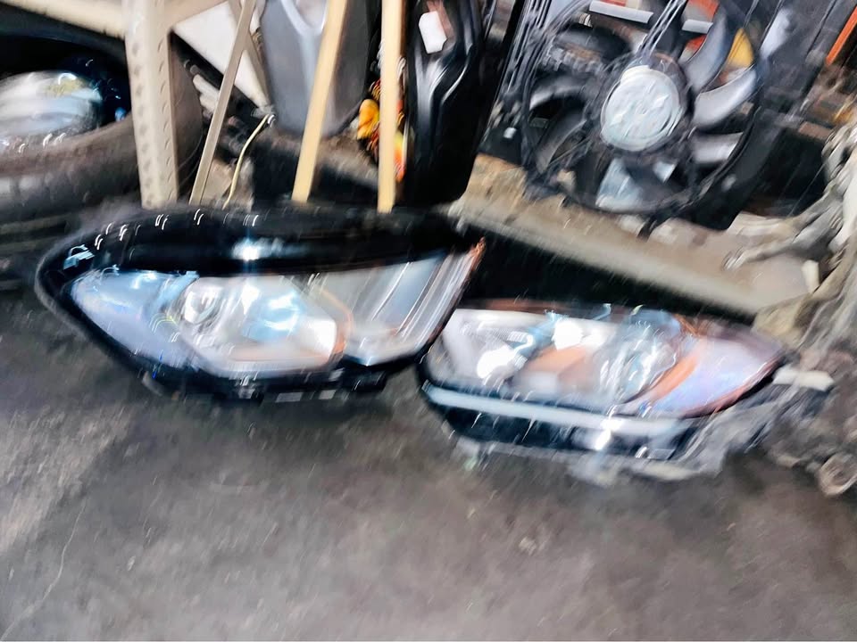 Ford Ecosport headlights - Private Seller Ford Ecosport headlights - Private Seller