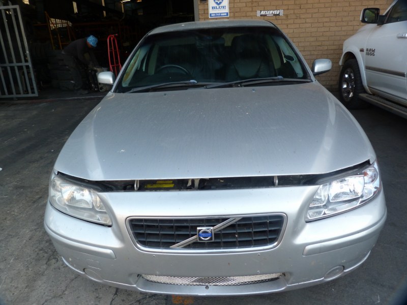 Volvo S60 2.0T AT Silver - 2005 SPARESBOYZ STRIPPING FOR SPARES - Private Seller Volvo S60 2.0T AT Silver - 2005 SPARESBOYZ STRIPPING FOR SPARES - Private Seller