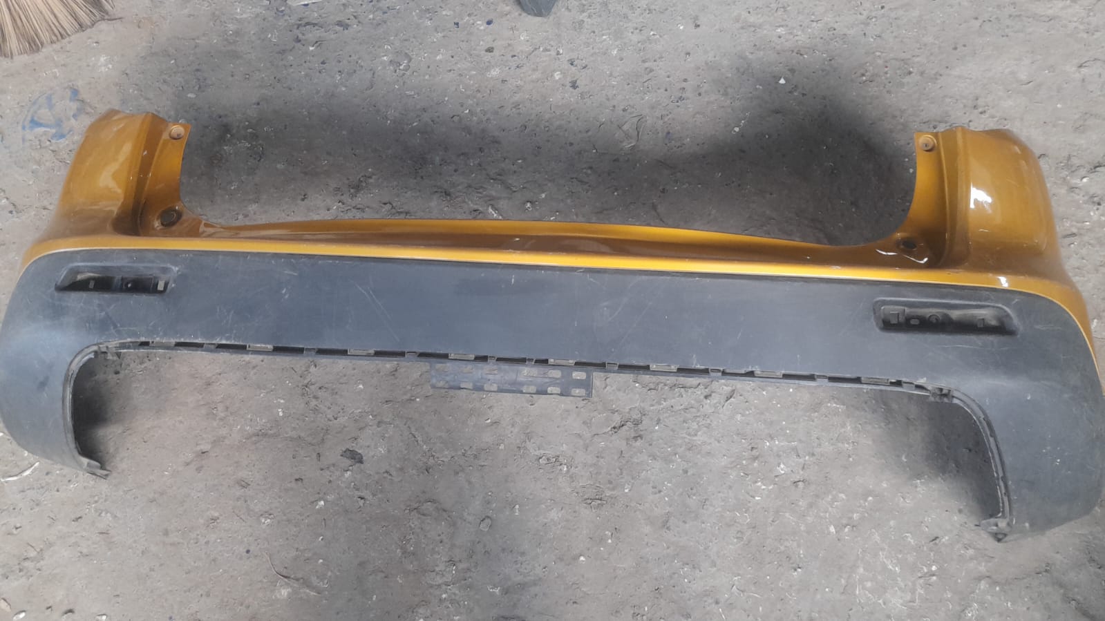 SUZUKI VITARA BACK BUMPER - Private Seller SUZUKI VITARA BACK BUMPER - Private Seller