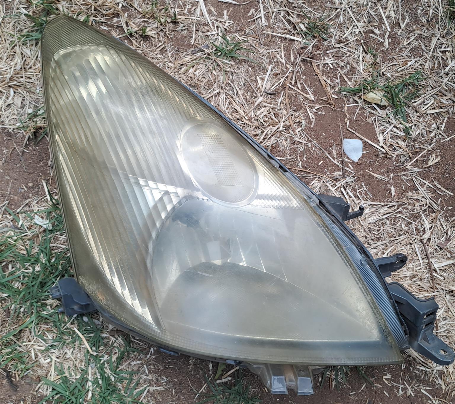Headlight For Nissan Grand Livina RHS. Used one. In good working condition. - Private Seller Headlight For Nissan Grand Livina RHS. Used one. In good working condition. - Private Seller