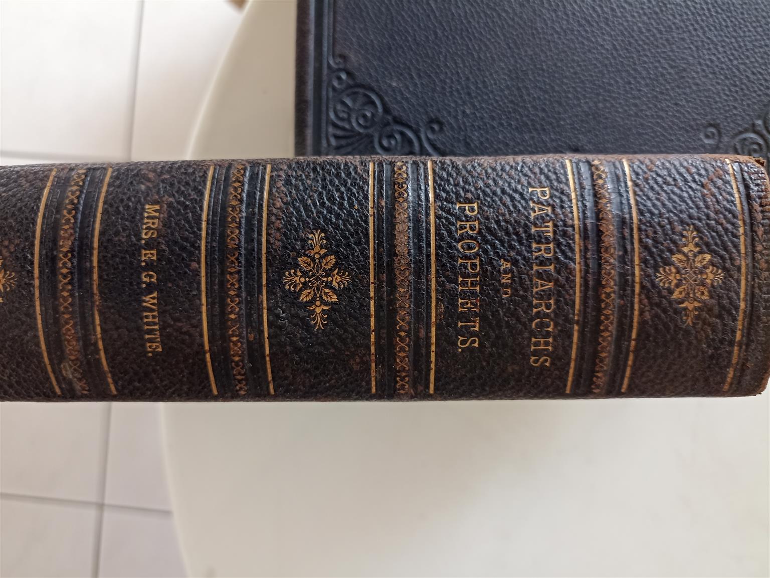 Collectable Book - Patriarchs and Prophets