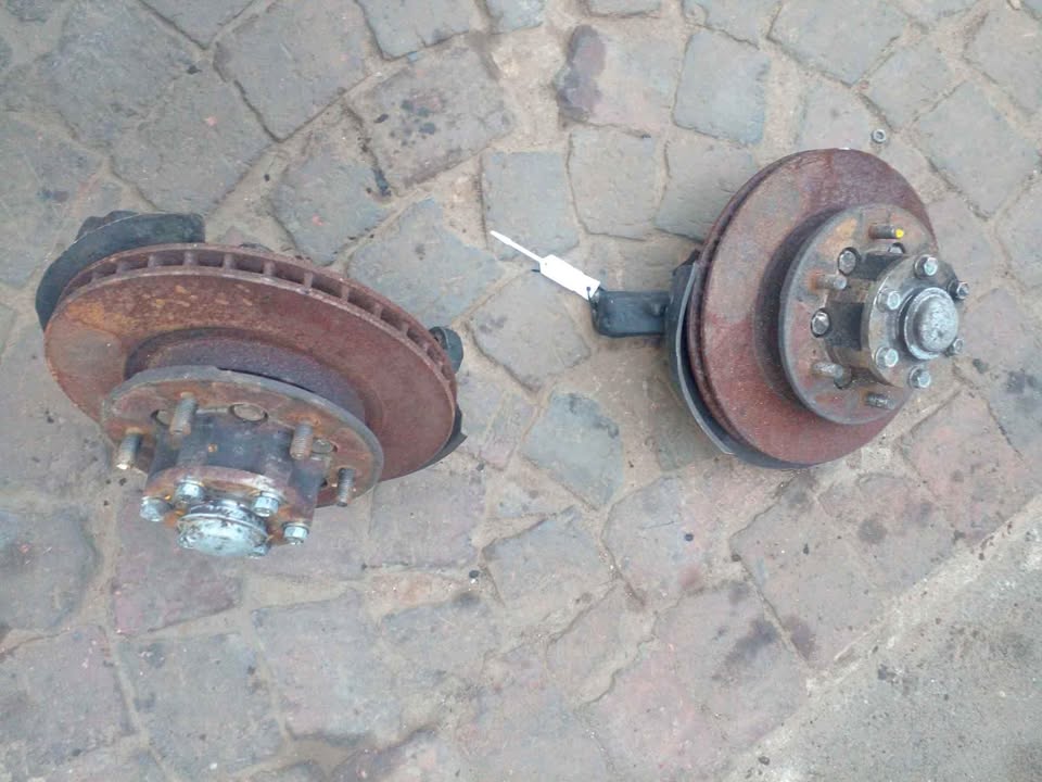 Mitsubishi colt 2.8 hub n stab for 4x4 - Private Seller