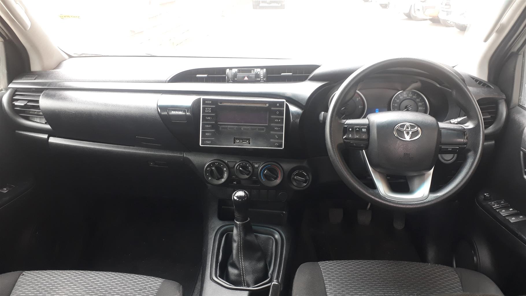 2016 Toyota Hilux 2.4GD6 4x4 Manual D/C Bakkie