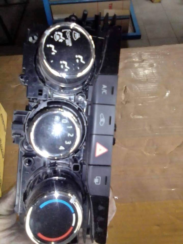 Toyota Quest / Etios Climate Control unit - Private Seller Toyota Quest / Etios Climate Control unit - Private Seller