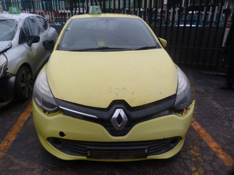 Renault Clio IV 1.2 Authentique Manual Yellow - 2013 STRIPPING FOR SPARES - Private Seller Renault Clio IV 1.2 Authentique Manual Yellow - 2013 STRIPPING FOR SPARES - Private Seller